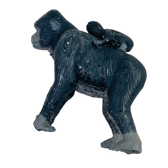 Vintage Hand-Painted Gorilla Figurine With Baby On Back Rubber Toy - Picture 3 of 11